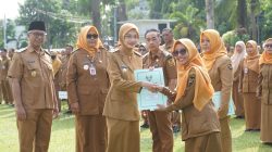 Wali Kota Kediri Serahkan SK Kenaikan Pangkat untuk 89 ASN