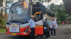 1.175 JCH Asal Tulungagung Diberangkatkan ke Asrama Haji Surabaya, Tiga Calon Haji Batal Berangkat