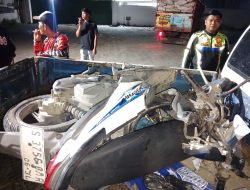 Kecelakaan di Tunggorono Jombang, Pemotor Alami Luka Berat Usai Tabrakan dengan Truk