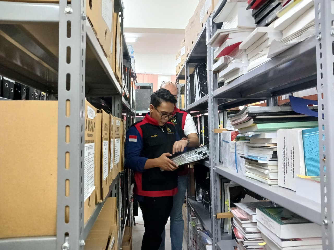 Kejari Nganjuk Geledah Kantor Bappeda Terkait Dugaan Korupsi Review FS Bendungan Margopatut