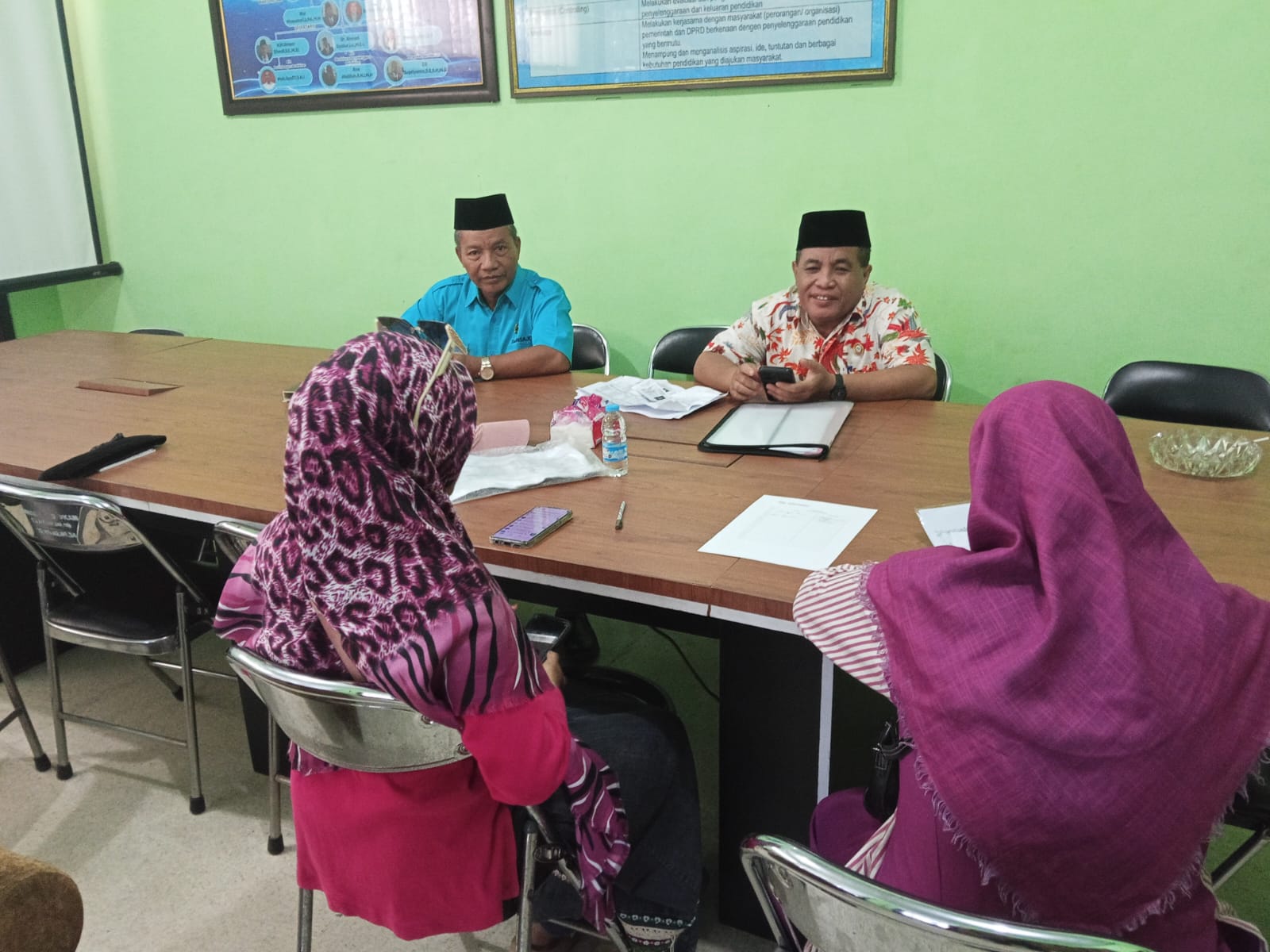 Dua Wali Murid Kembali Datangi Dewan Pendidikan Jombang, Laporkan Tujuh Ijazah Diduga Ditahan YPBU Gadingmangu