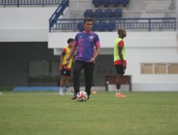 Persela Lamongan Pertahankan Bima Sakti, Fokus Bangun Tim untuk Jangka Panjang