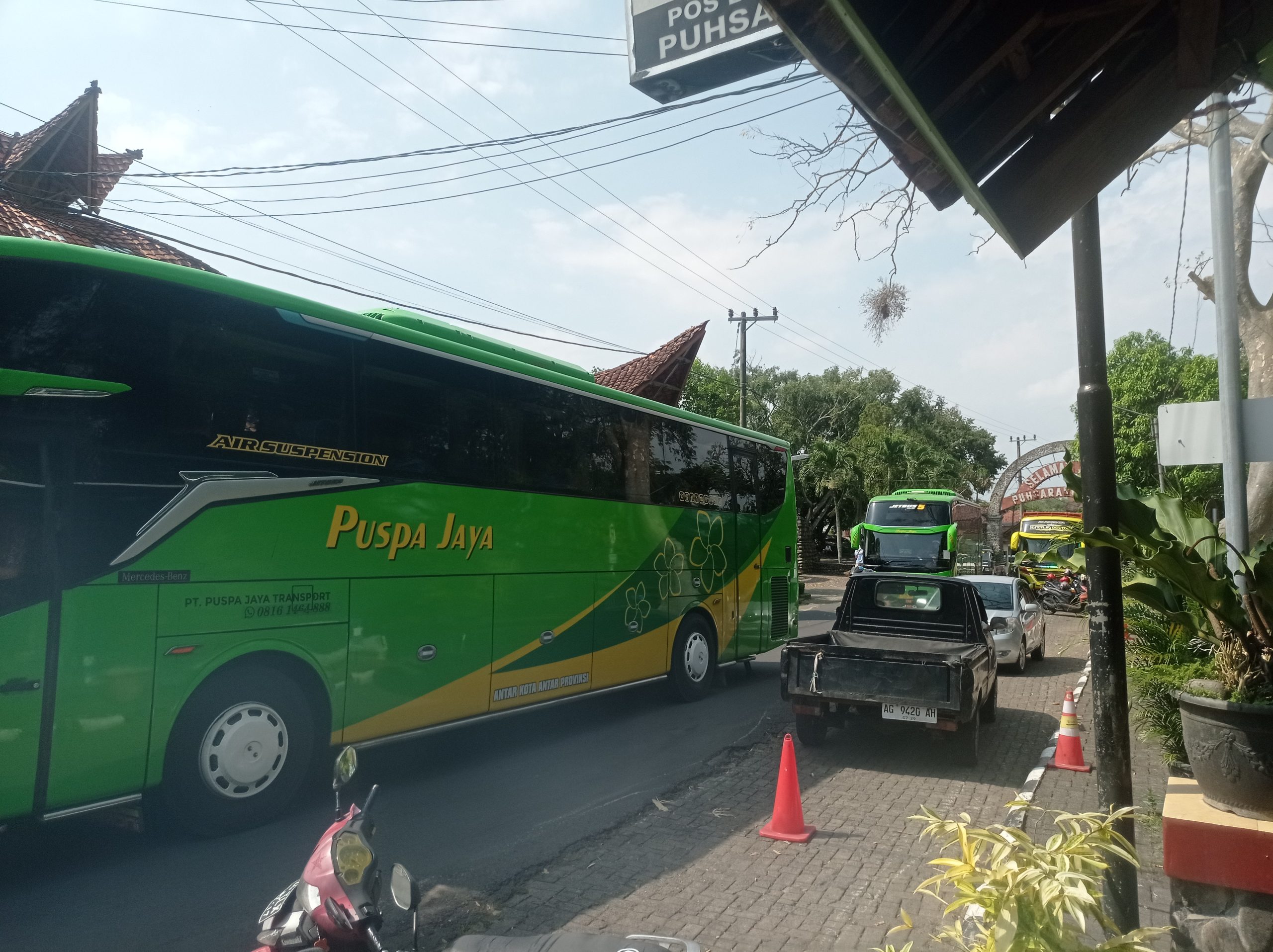 Libur Panjang Kenaikan Isa Al Masih, Gereja Puh Sarang Dipadati Pengunjung