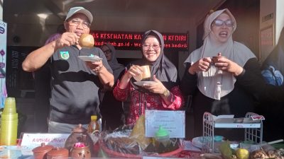 Dinkes Kabupaten Kediri Peringati Hari Jamu Nasional dengan Senam dan Minum Jamu Bersama