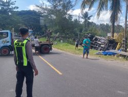 Truk Pengangkut Ikan Asal Lamongan Kecelakaan di JLS Tulungagung, Sopir dan Kernet Alami Luka Serius