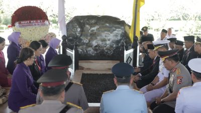 Sambut HUT ke-61, Rombongan Lemhannas Ziarah ke Makam Bung Karno
