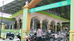 Polisi Kawal Salat Jumat di Talun, Jamin Jamaah Beribadah dengan Aman