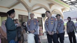 Silaturahmi ke Panti Asuhan, Kapolres Blitar Serahkan Bantuan dan Hewan Kurban