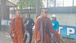 Puluhan Biksu Asia Tenggara Singgah di Jombang, Ziarah ke Makam Gus Dur Bawa Misi Perdamaian
