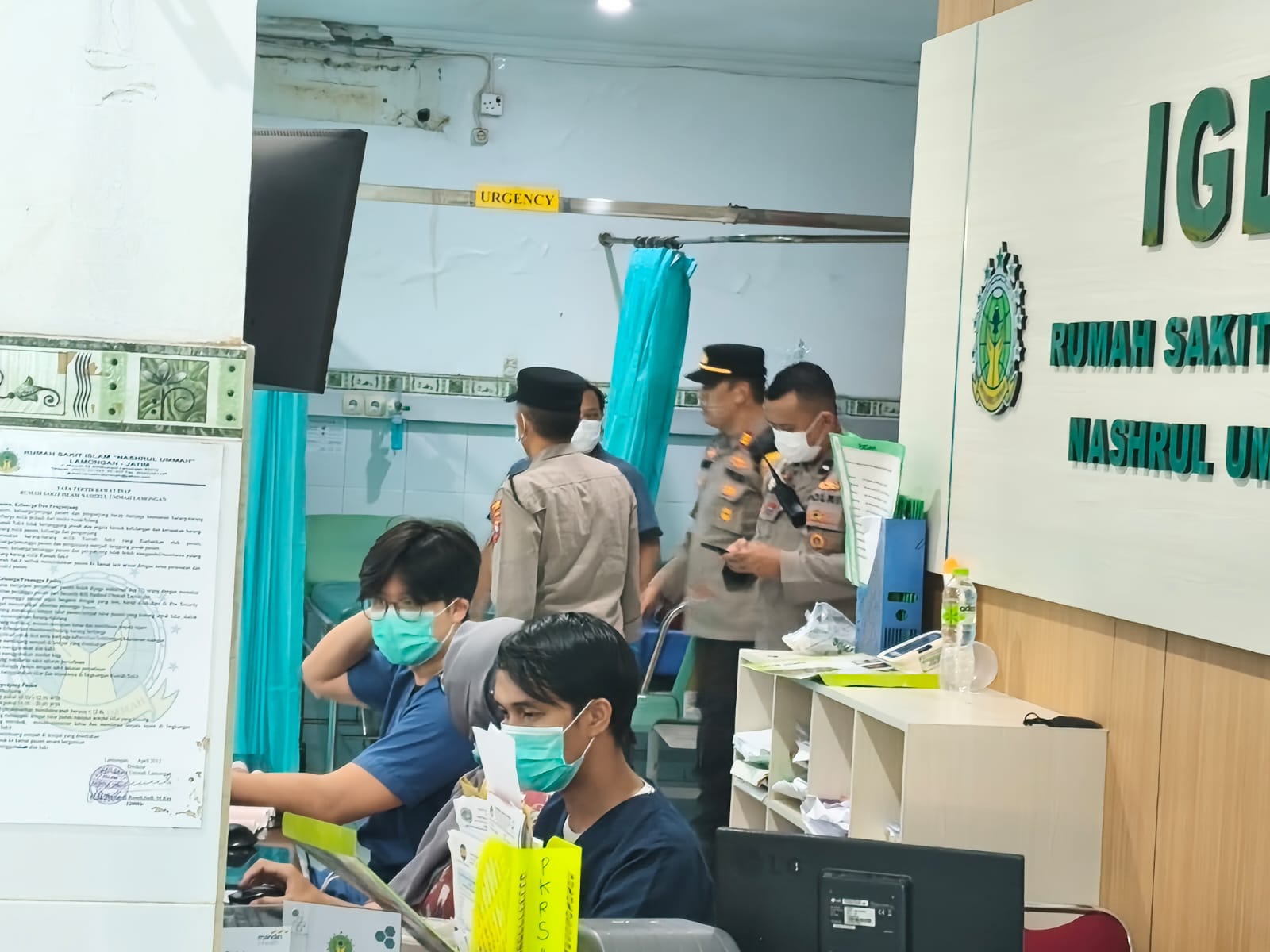 Diduga Hirup Gas Bocor, 19 Buruh PT BMI Lamongan Dilarikan ke Rumah Sakit