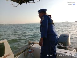Diduga Terjatuh dari Kapal, Nelayan Asal Tuban Hilang di Perairan Brondong Lamongan