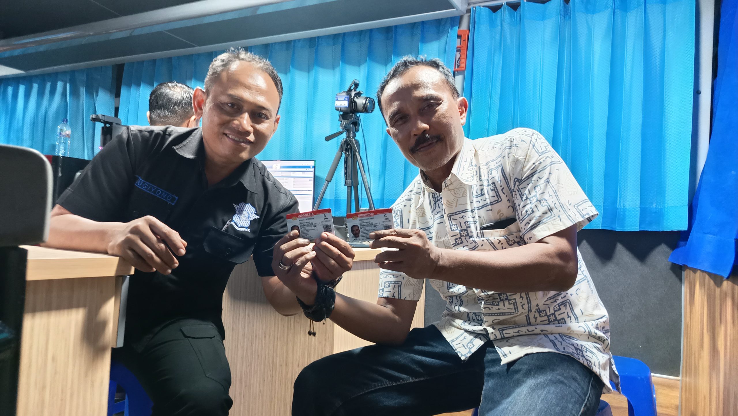 Polres Lamongan Hadirkan Layanan Publik di Festival Lamongan Tempo Doeloe 2026, Warga Antusias Manfaatkan SIM dan Samsat Keliling