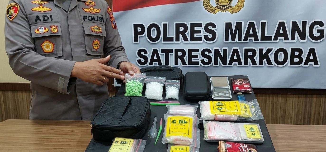 Pengedar Narkoba di Tumpang Dibekuk, Polres Malang Sita Sabu 54 Gram dan 76 Butir Ekstasi