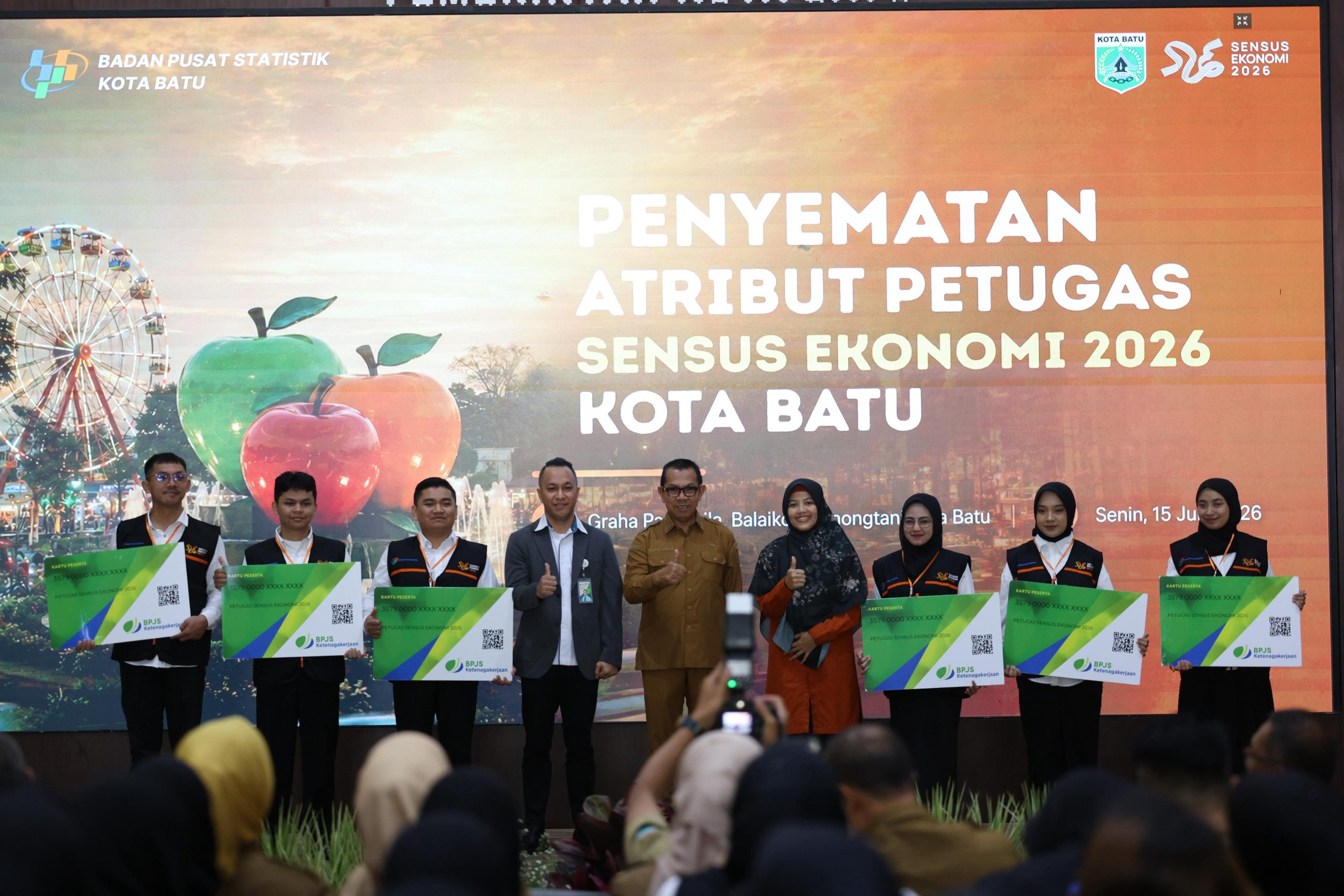 Wali Kota Batu Lepas 183 Petugas Sensus Ekonomi 2026, Perkuat Pembangunan Berbasis Data
