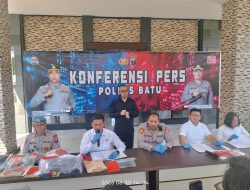 Polres Batu Ungkap Tiga Kasus Curanmor dan Penadahan, Lima Tersangka Diamankan Jelang Hari Bhayangkara