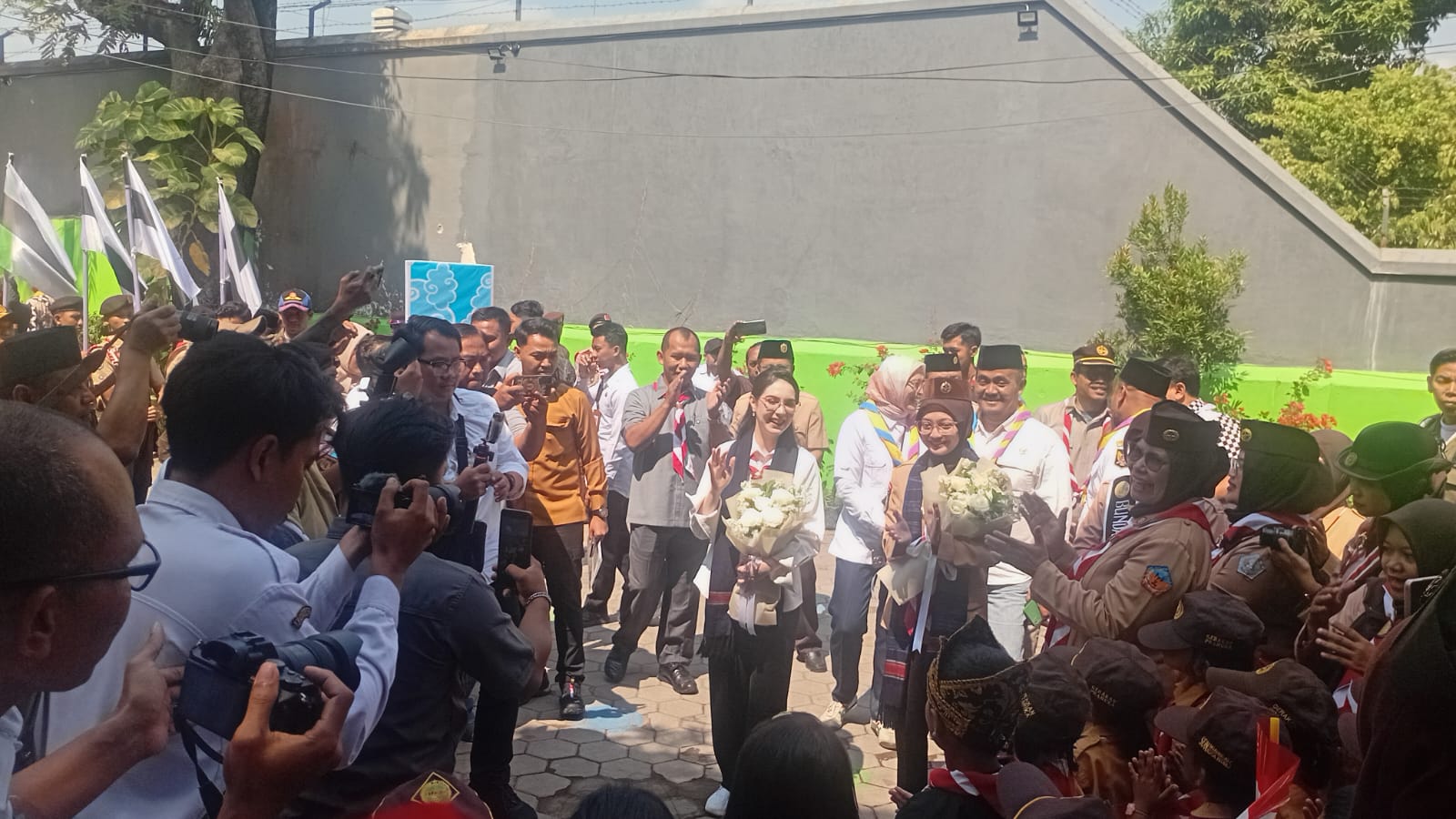 Arumi Bachsin Tinjau Program Rutilahu dan Urban Farming di Kota Kediri, Dorong Peran Pramuka dalam Aksi Sosial