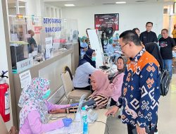 Harganas 2026, Ratusan Warga Kabupaten Kediri Antusias Ikuti Program KB Mantap di RSUD SLG