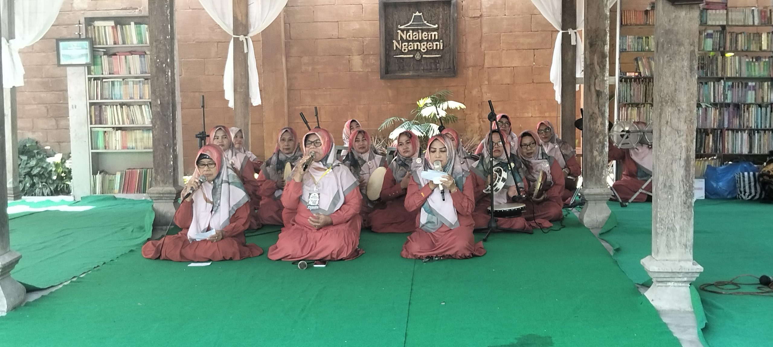 Gema Sholawat Kediri Raya Semarakkan Dalem Ngangeni, Dorong Wisata Religi dan Kebangkitan UMKM