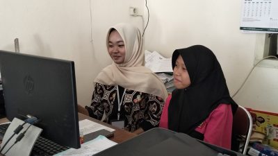Siswi SMKN 2 Kediri Dapat Pengalaman Kerja Nyata dan Bekal Dunia Kerja di Kantor Kecamatan Mojoroto