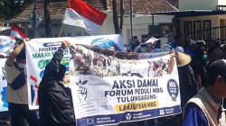 Ribuan Warga di Tulungagung Gelar Aksi Damai, Desak Program MBG Segera Beroperasi Kembali