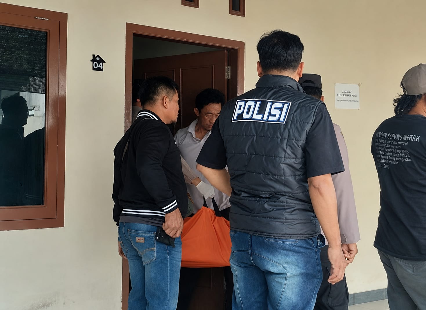 Mahasiswi Ditemukan Meninggal di Kamar Kos Tulungagung, Diduga Kelelahan dan Memiliki Riwayat Penyakit Jantung
