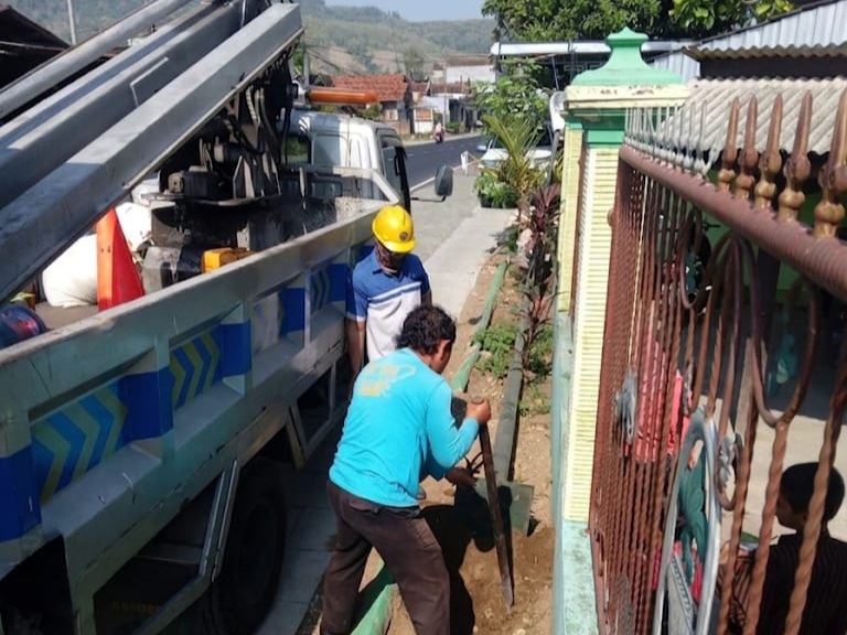 Empat Titik PJU di Campurdarat Terdampak Proyek IJD, Sebagian Belum Terpasang Kembali