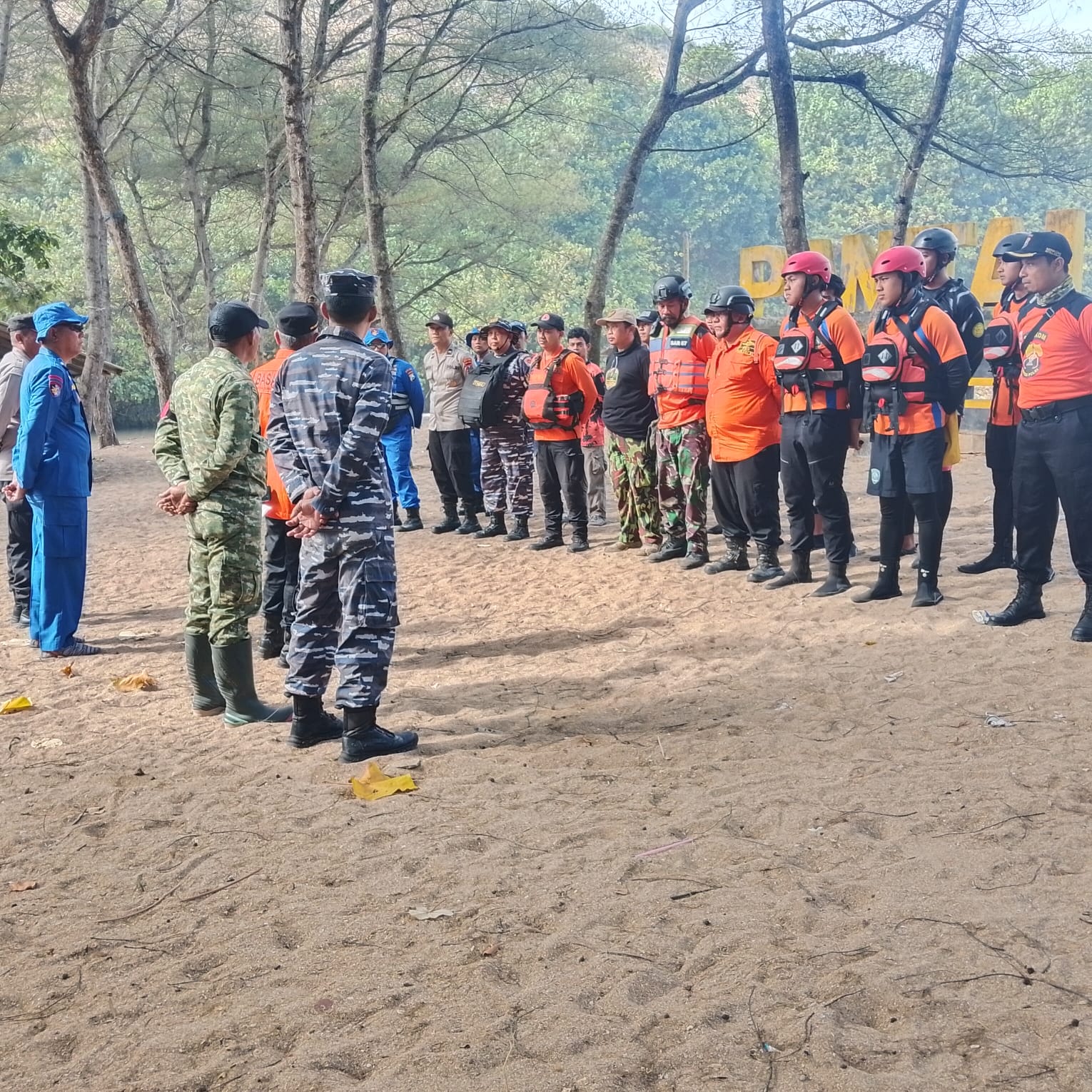 Pencarian Santri Asal Kediri yang Tenggelam di Pantai Pangi Diperluas hingga Radius 5 Kilometer
