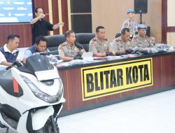 Polres Blitar Bekuk Komplotan Perampok Spesialis Alfamart, Gasak Uang Puluhan Juta Rupiah