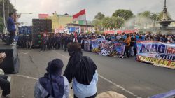 Ratusan Relawan SPPG Gelar Apel Akbar di Blitar, Nyatakan Dukungan agar Program MBG Tetap Berlanjut