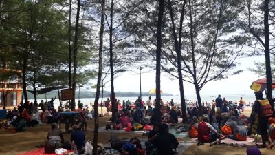 Imbas Regulasi Baru, Pengelolaan Wisata Pantai Gemah Tulungagung Terganggu, Desa Kehilangan Pendapatan
