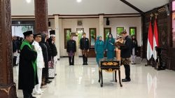 Lantik Lima Pejabat, Bupati Lamongan Tekankan Kolaborasi dan Percepatan Kinerja ASN