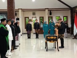Lantik Lima Pejabat, Bupati Lamongan Tekankan Kolaborasi dan Percepatan Kinerja ASN