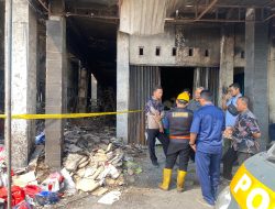 Polres Lamongan Gandeng Tim Labfor Polda Jatim Selidiki Penyebab Kebakaran Pasar Agrobis Babat