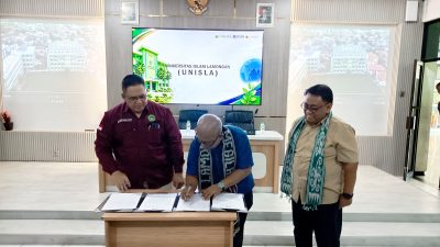 Wujudkan KKN Berdampak, UNISLA Gandeng UTHM Malaysia dan Untag Surabaya Cetuskan Gerakan Biopori untuk Mitigasi Banjir