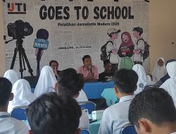 IJTI Majapahit Bekali Pelajar SMA Muhammadiyah 1 Jombang Keterampilan Jurnalistik Modern di Era AI