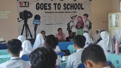 IJTI Majapahit Bekali Pelajar SMA Muhammadiyah 1 Jombang Keterampilan Jurnalistik Modern di Era AI