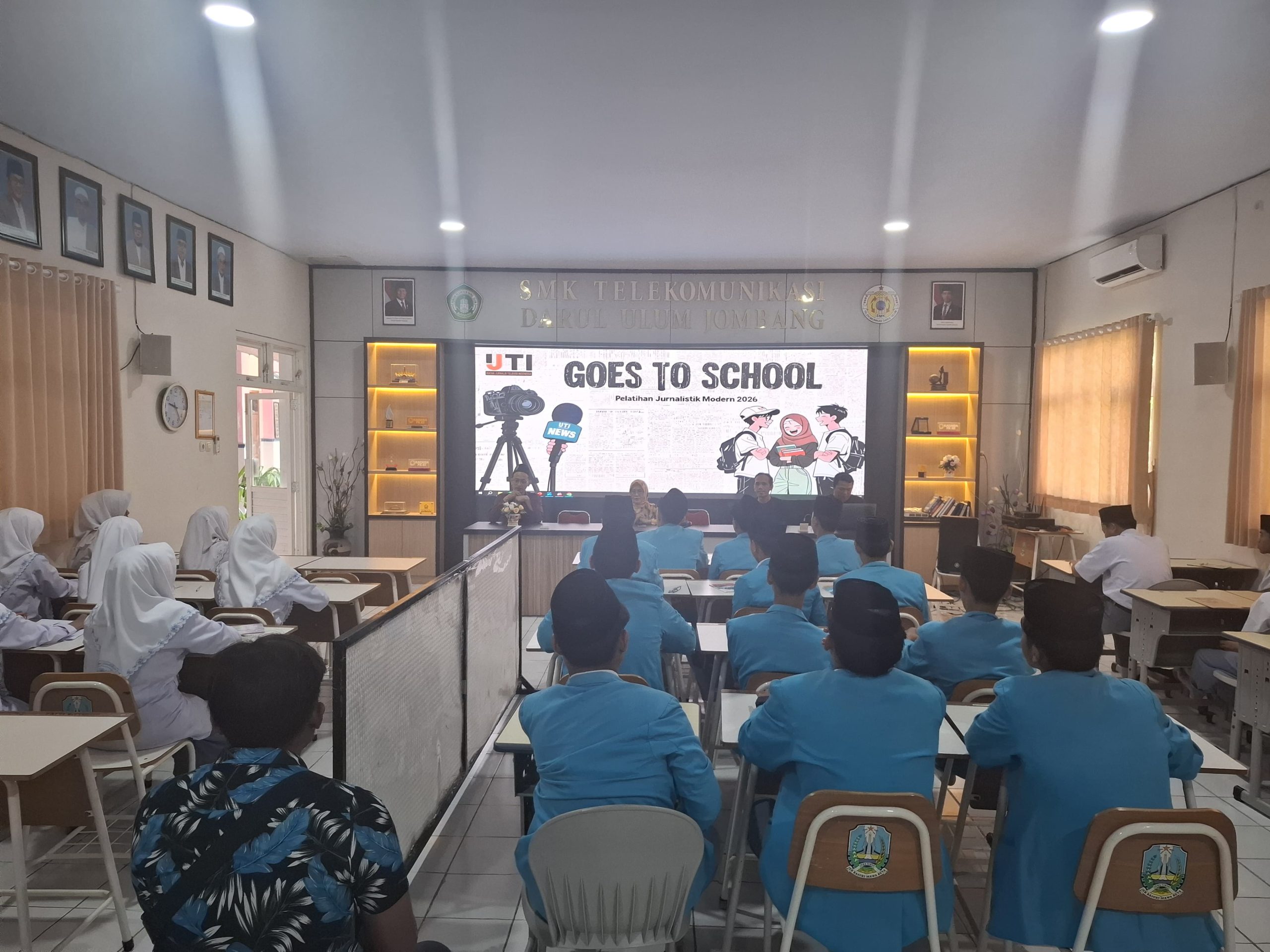 IJTI Korda Majapahit Goes to School, Bekali Siswa SMK Telekomunikasi Darul Ulum Jombang dengan Jurnalistik Modern
