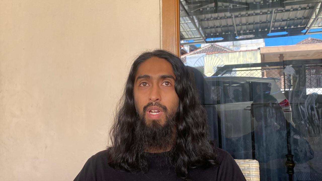 Viral Karena Wajah Disebut Mirip Visualisasi Yesus, Pedagang Kambing Kota Batu Diserbu Followers