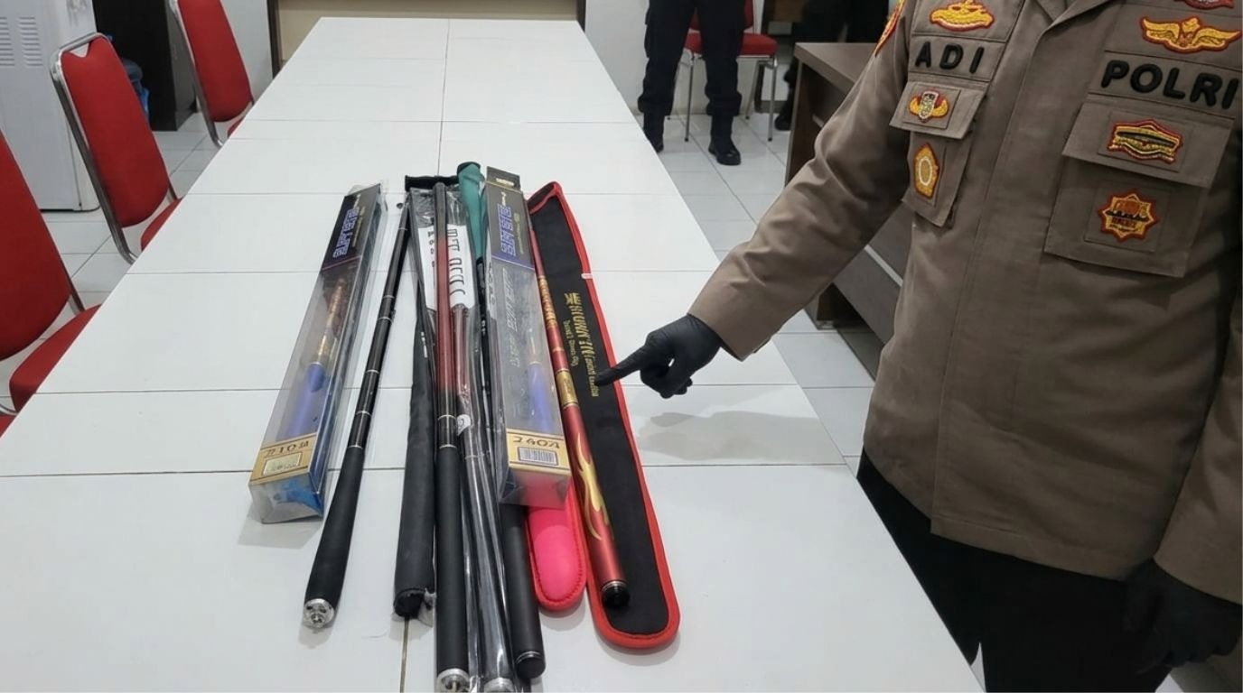 Modus Matikan CCTV Terbongkar, Polisi Ringkus Pelaku Pencurian di Toko Pancing di Malang