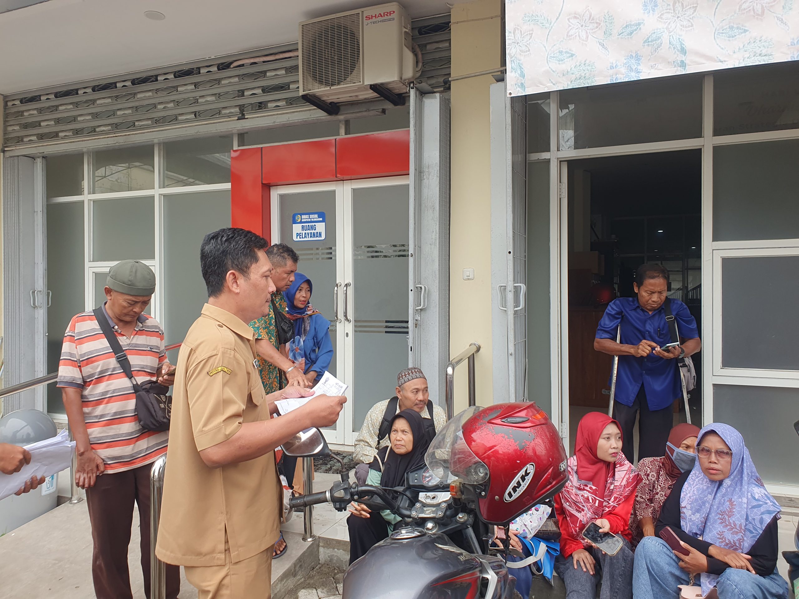 1.298 KPM di Tulungagung Telah Terima Bansos APBD 2026, Ratusan Penerima Gugur karena Tak Penuhi Syarat