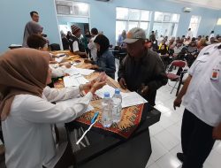Dinsos Kota Kediri Salurkan BLT DBHCHT Lansia Rp1 Juta untuk 533 Penerima, Ini Syaratnya
