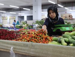 Harga Cabai dan Sayuran di Pasar Legi Ponorogo Turun, Pasokan Melimpah Tekan Harga