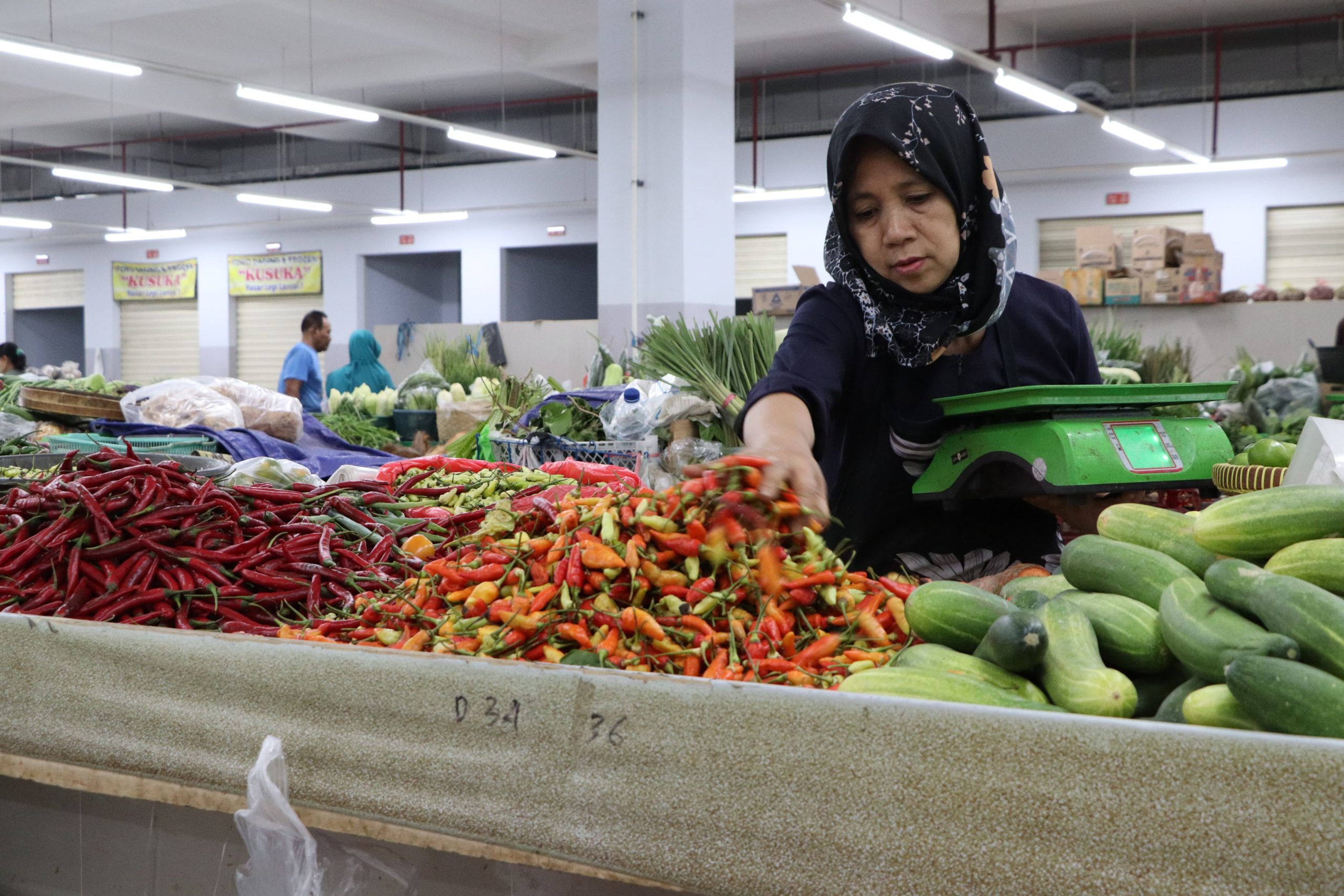 Harga Cabai dan Sayuran di Pasar Legi Ponorogo Turun, Pasokan Melimpah Tekan Harga