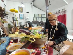 Agungkan Bulan Suro, Dua Pusaka Peninggalan Presiden Soekarno Dijamas di Situs Persada Soekarno Ndalem Pojok Kediri