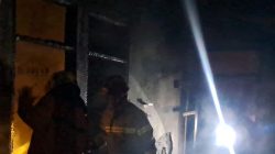 Diduga Lupa Memadamkan Api Saat Memasak, Rumah Warga Gampengrejo Ludes Terbakar