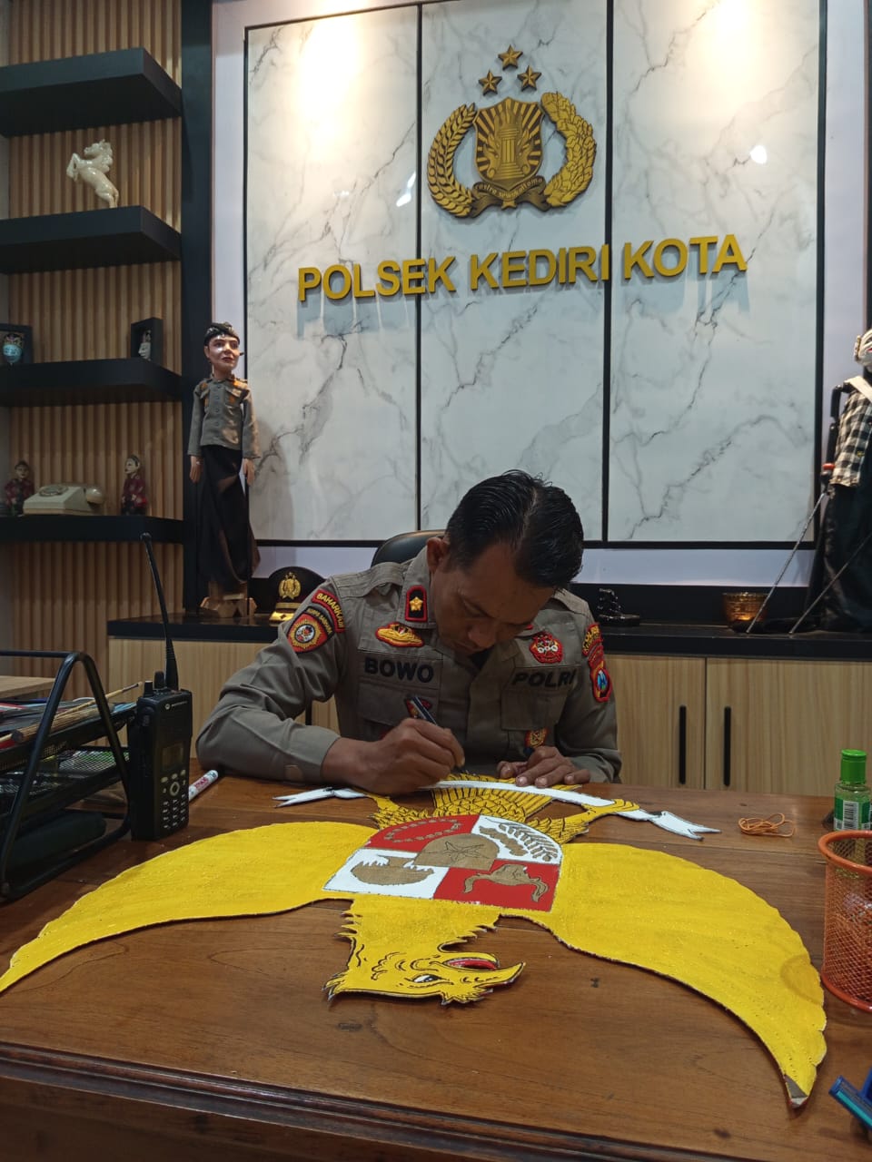 Polisi yang Juga Seniman Multitalenta, Kompol Bowo Wicaksono Manfaatkan Seni untuk Edukasi Kamtibmas