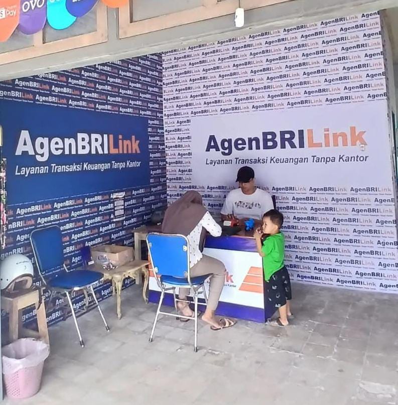 BRILink Agen BRI Permudah Akses Layanan Keuangan Masyarakat hingga Pelosok Blitar