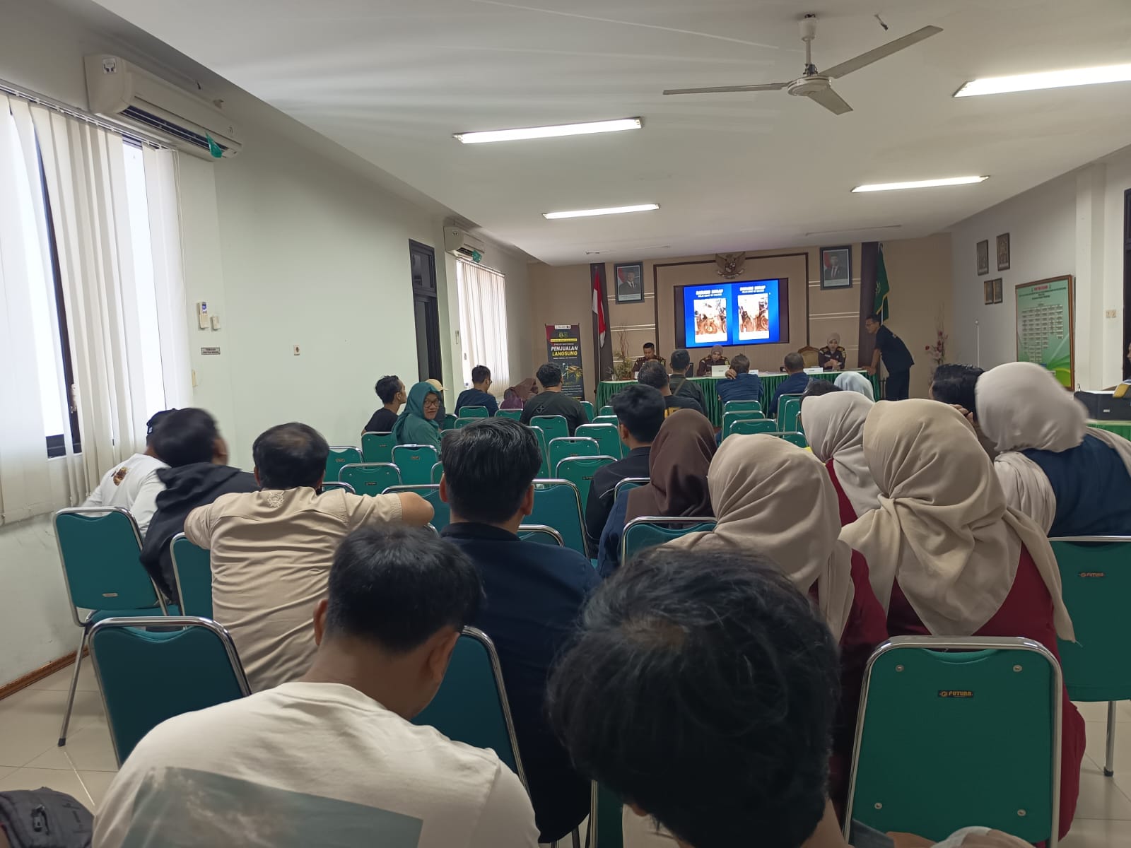 Kejari Ponorogo Raup PNBP Rp77,5 Juta dari Penjualan 51 Lot Barang Rampasan