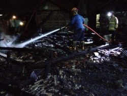 Tempat Pengasapan Ikan di Campurdarat Tulungagung Terbakar, Kerugian Ditaksir Rp5 Juta