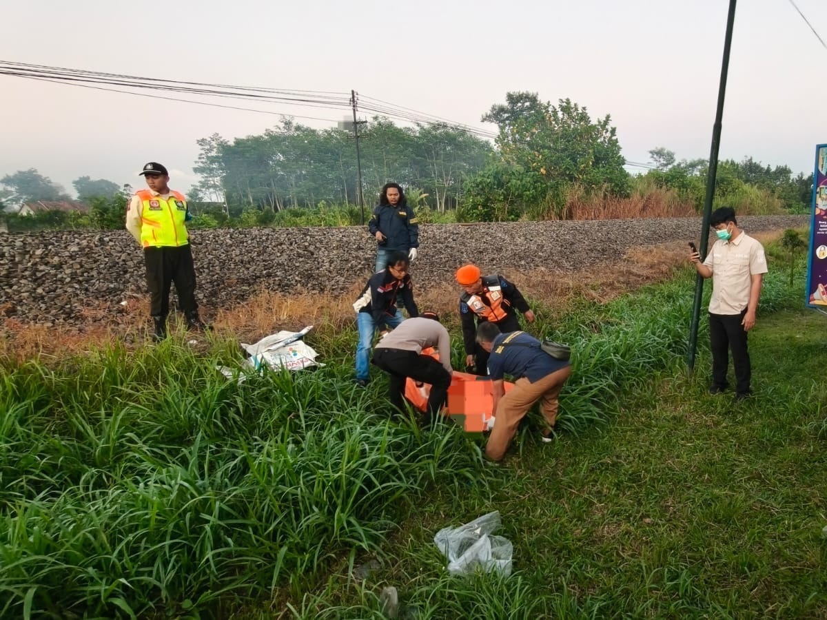Pria Tanpa Identitas Tewas Tertemper KA Brawijaya di Rejotangan, Polisi Telusuri Identitas Korban